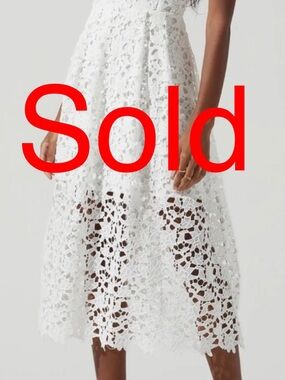 ASTR The Label Lace A-Line Fit and Flare Midi Dress in White. Size M